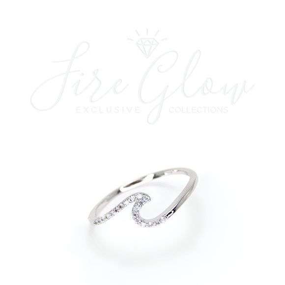 Silver Tone Studded Wave Ring - Picture 6 of 6